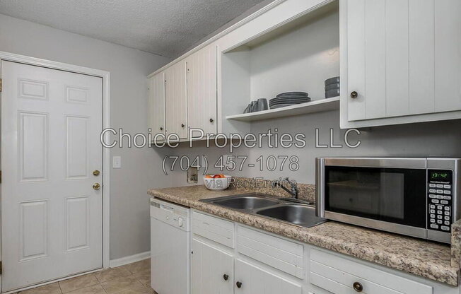 1 bed, 1 bath, 600 sqft, $970, Unit 7