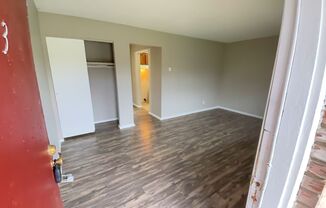 1 bed, 1 bath, 440 sqft, $645, Unit Unit 3