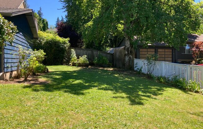 Cozy Single-Level Home in Prime Beaverton Location!