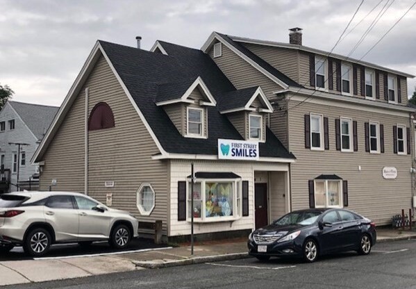 93 MAIN ST