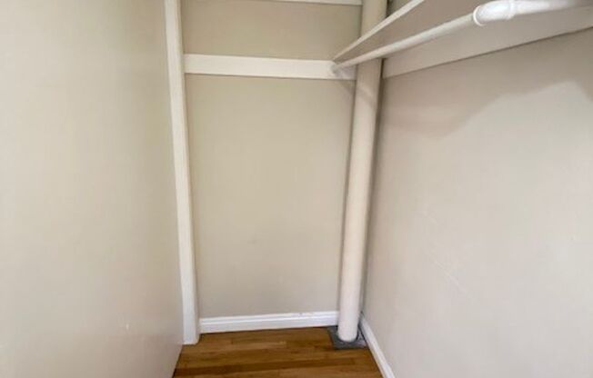 Studio, 1 bath, $1,400