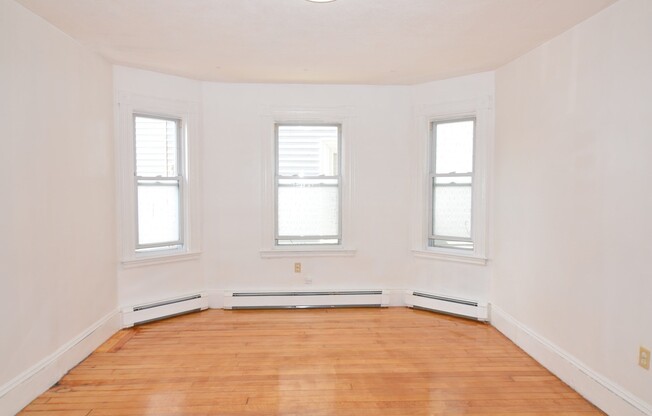 3 beds, 1.5 baths, 1,500 sqft, $2,800, Unit 1