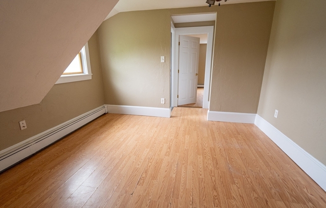 132 B CEDAR ST