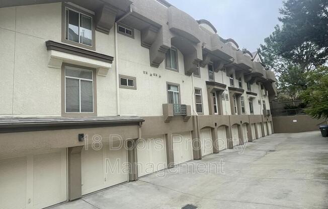 12608 CARMEL COUNTRY RD