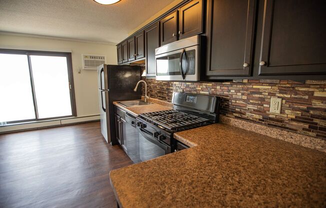 Studio, 1 bath, 494 sqft, $1,199, Unit 416