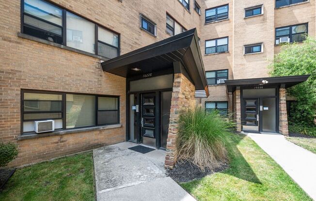 Beverly Portfolio MOBILITY, 10206-30 S. Walden Pkwy.