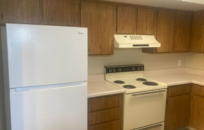 1 bed, 1 bath, 670 sqft, $1,175, Unit 208