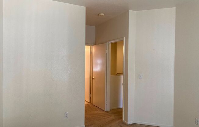 2 beds, 2.5 baths, $1,775, Unit # 1012
