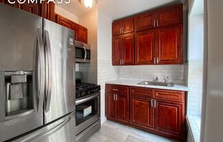 25 3 AVE