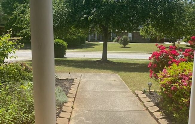 Beautiful 4bedroom 3.5 bath ranch