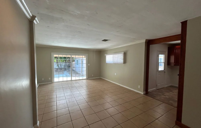 8569 WHITMAN #AVE 5007