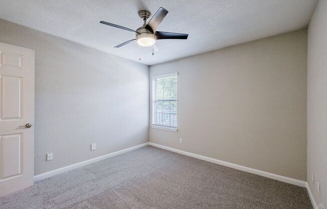 1 bed, 1 bath, 705 sqft, $1,375, Unit 2032