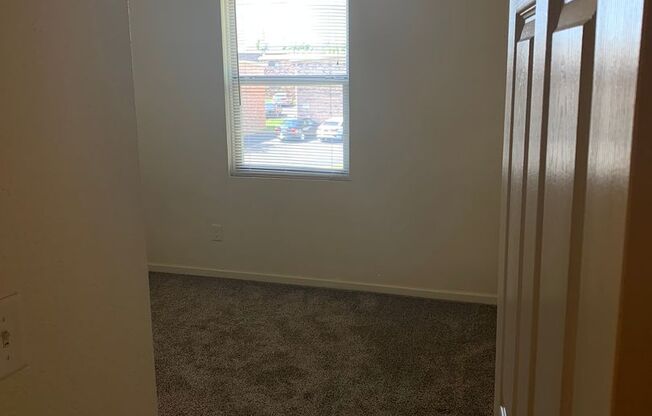 1 bed, 1 bath, 630 sqft, $625, Unit # 6