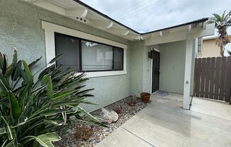 812 & 818 E. Fairway Dr.