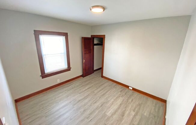 3 beds, 1 bath, $1,050