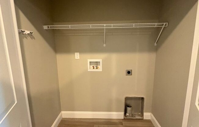 1 bed, 1 bath, 650 sqft, $775, Unit 224