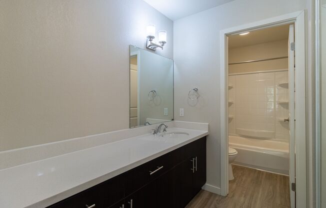 Studio, 1 bath, 451 sqft, $1,450, Unit 91