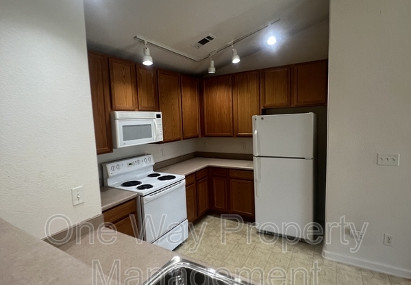 5551 W 29 ST
