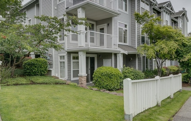 2 bedroom condo available in the heart of Issaquah!