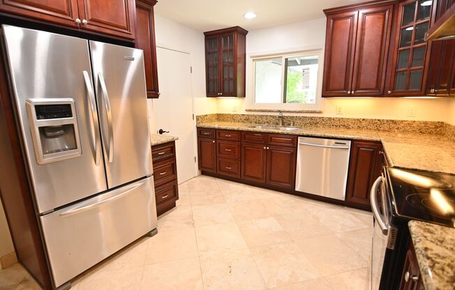 Beautiful 4-Bedroom, 2-Bath Home in Milpitas – 1847 Yosemite Dr – Available Now!