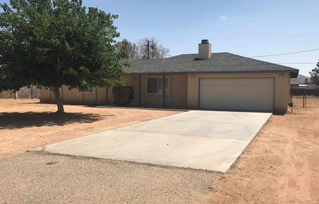 COMING SOON! 3 BEDROOM IN APPLE VALLEY