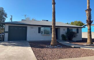 Beautifully updated Home in Mesa