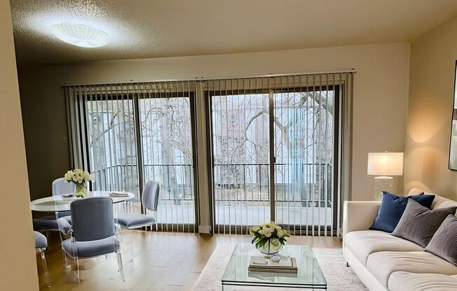 1 bed, 1 bath, 596 sqft, $1,299, Unit WIL-335