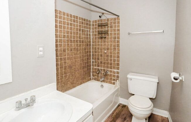 Studio, 1 bath, 920 sqft, $1,735, Unit 2604RA-G