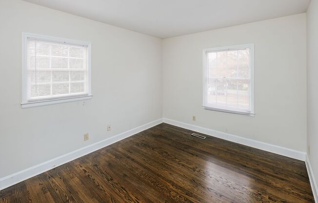 4 beds, 2.5 baths, $2,450