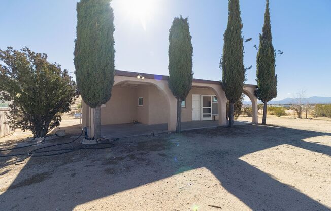 Beautiful Studio on Horse Property