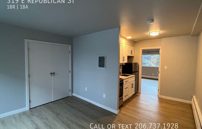 319 E REPUBLICAN ST