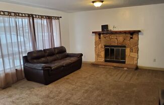 1 bed, 1 bath, 100 sqft, $550, Unit 1