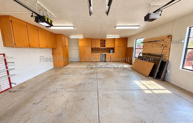 4 beds, 3 baths, 3,656 sqft, $4,500
