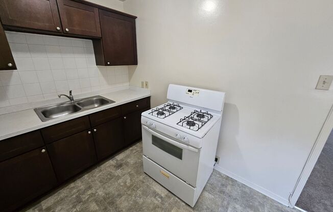 1 bed, 1 bath, $1,875, Unit 1653