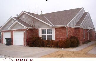 Large 3 bedroom 2 bath duplex with private back yard. Close to OU! AVAILABLE EARLY AUGUST