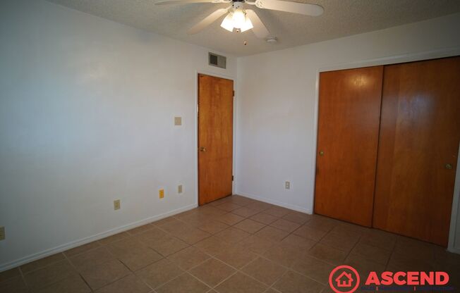 2 beds, 1 bath, 767 sqft, $900, Unit Unit D