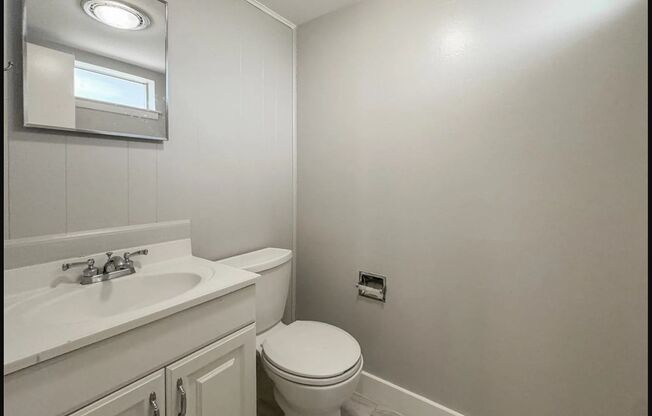 2 beds, 1.5 baths, $1,400, Unit Unit 1