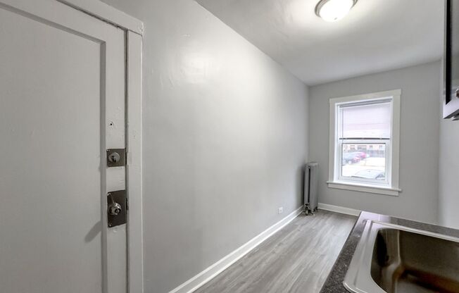 Studio, 1 bath, $1,195, Unit 4606-1C