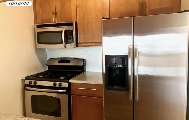 1 bed, 1 bath, 585 sqft, $4,500, Unit 15H