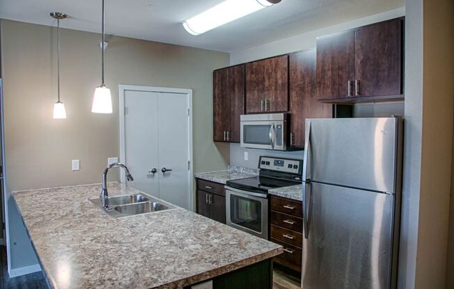 2 beds, 2 baths, 1,044 sqft, $1,355, Unit 103