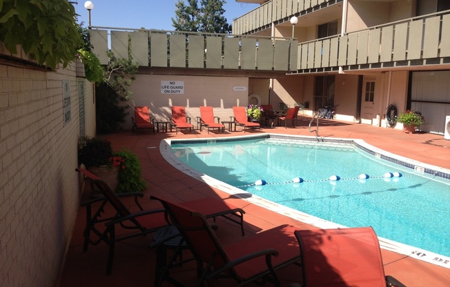 Studio, 1 bath, 424 sqft, $1,050, Unit 103