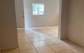 1 bed, 1 bath, $1,095, Unit 817 Rio Chico #3