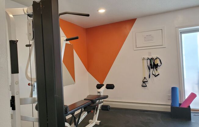 1 bed, 1 bath, 550 sqft, $1,095, Unit 305