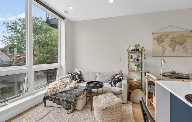 Studio, 1 bath, 534 sqft, $2,300, Unit 3449-413