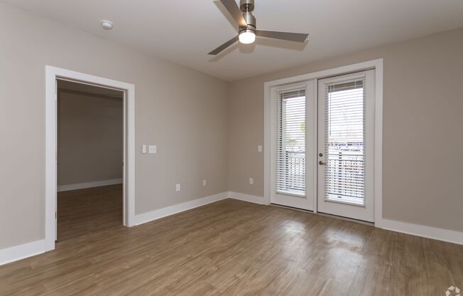 3 beds, 2 baths, 1,316 sqft, $1,999, Unit 1-201