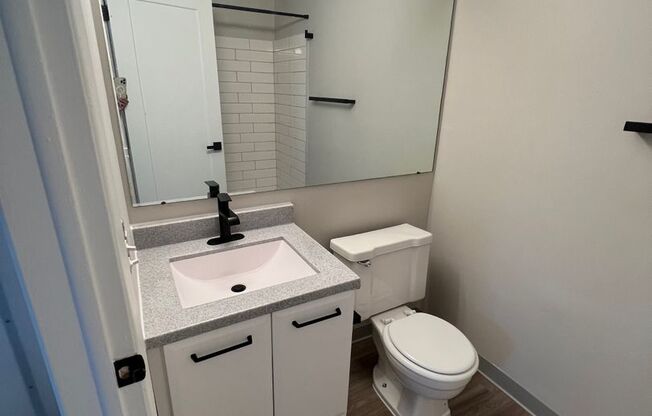 Studio, 1 bath, 400 sqft, $1,325, Unit 612-101