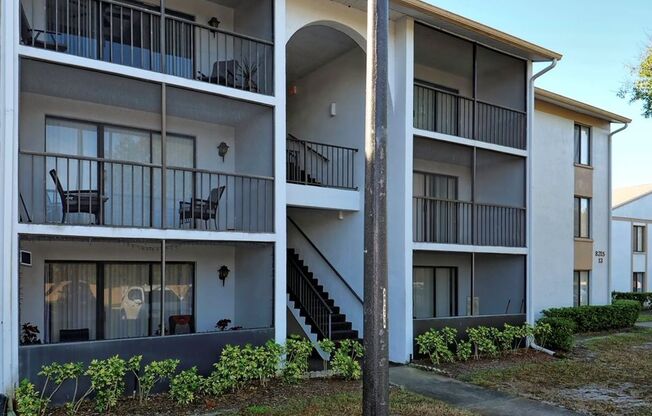 2 beds, 2 baths, $1,600, Unit # 43