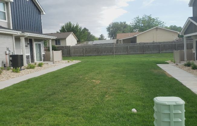 2326 E SPICE LOOP