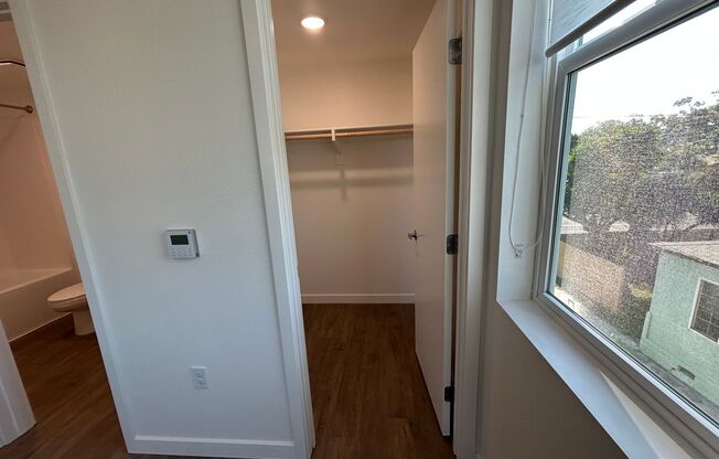 2 beds, 2 baths, 902 sqft, $3,070, Unit 2110-302