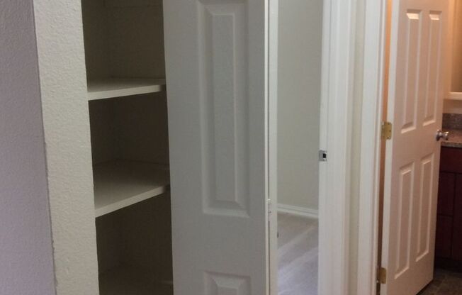 2 beds, 1 bath, 740 sqft, $1,450, Unit 103